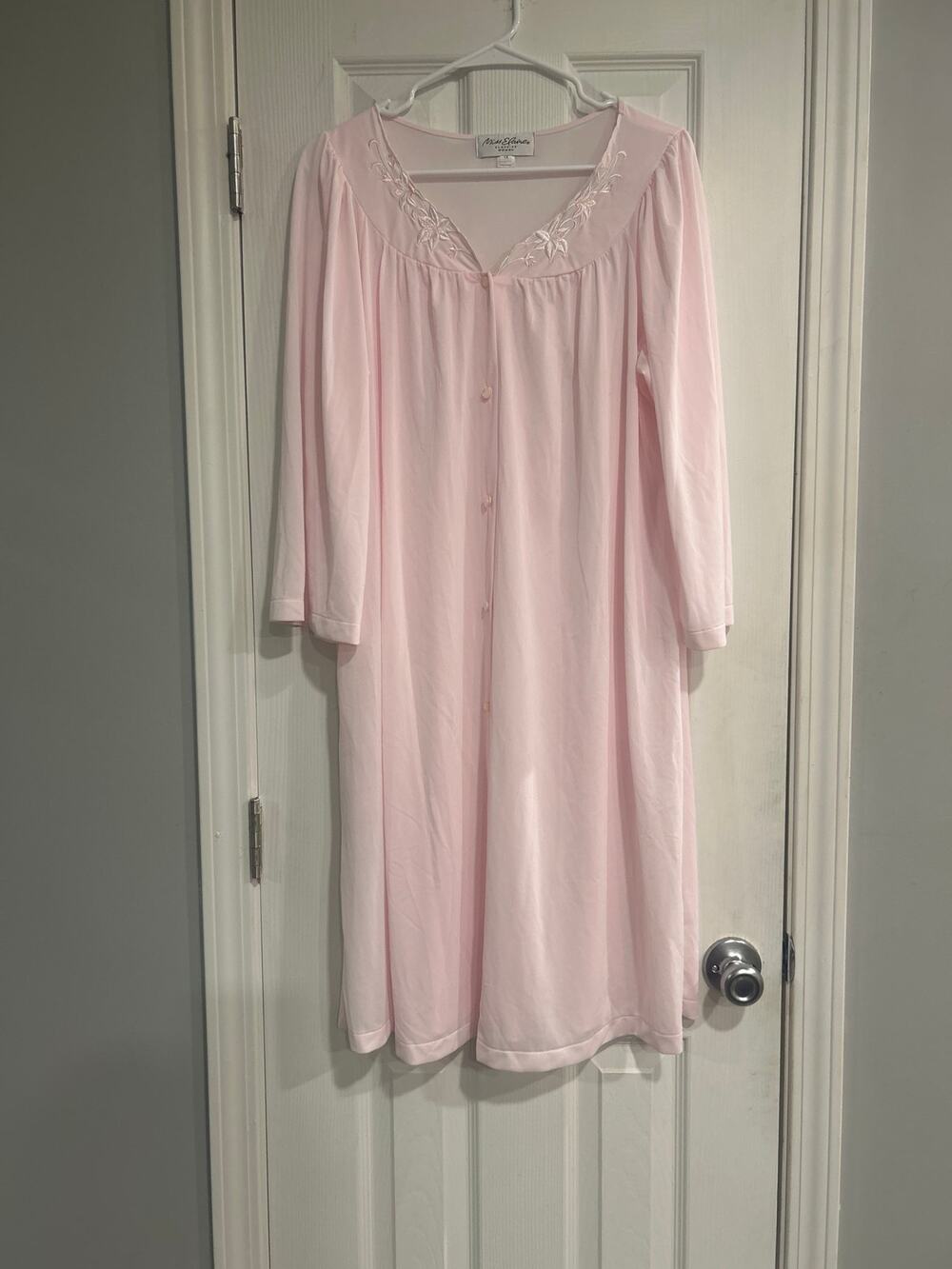Miss Elaine Classics Woman Pink Nylon Tricot Button Front Robe Embroidered 1X